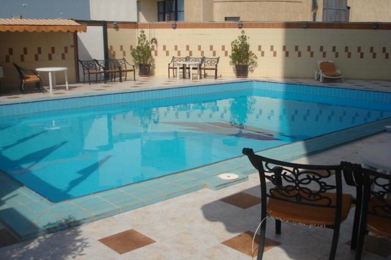 Kuwait Continental Hotel Kuwait City Exterior photo